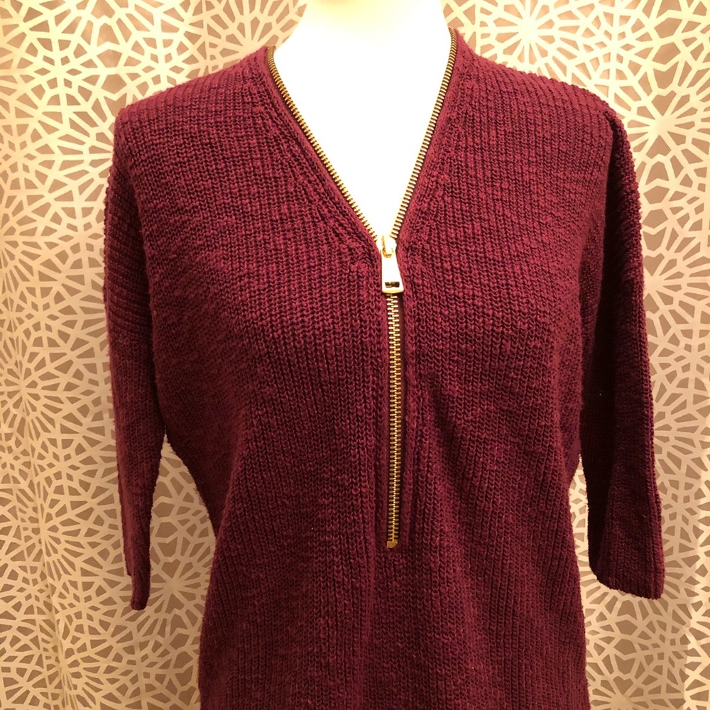 Express Burgundy XS Sweater Top With Gold Zipper - Picture 2 of 9
